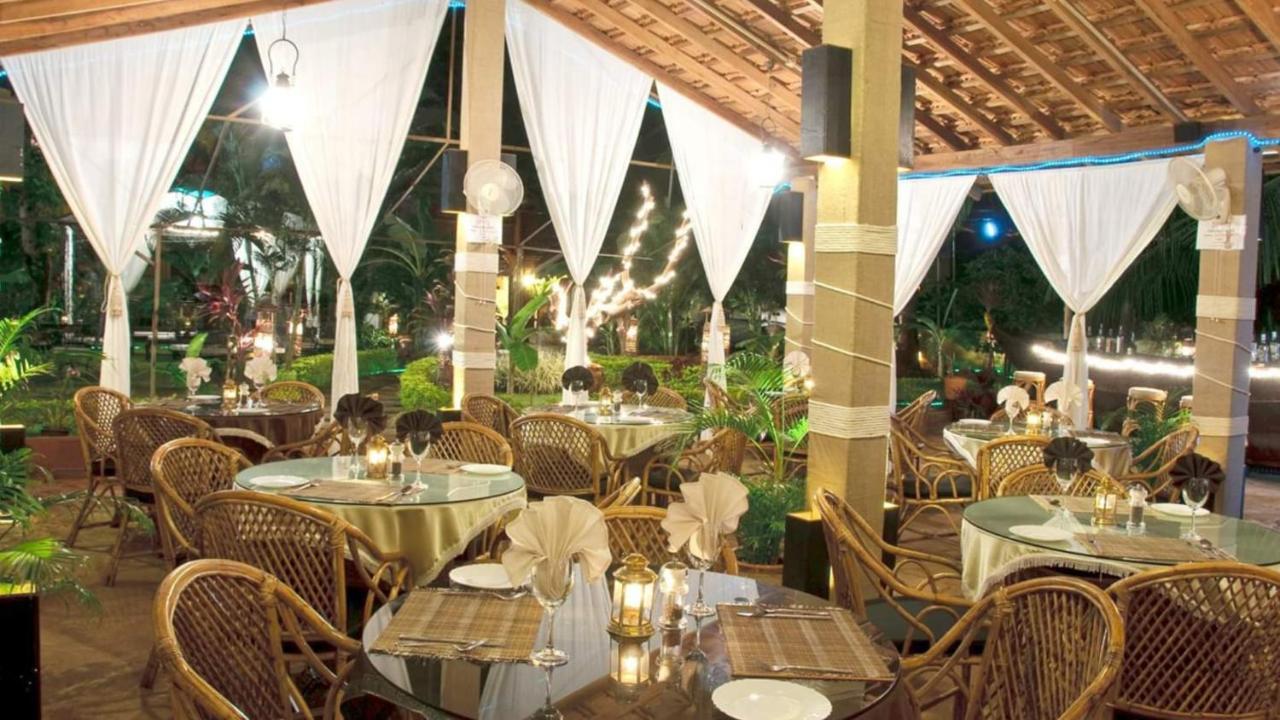 Shivers Oasis Luxury Boutique Resort Candolim Bagian luar foto