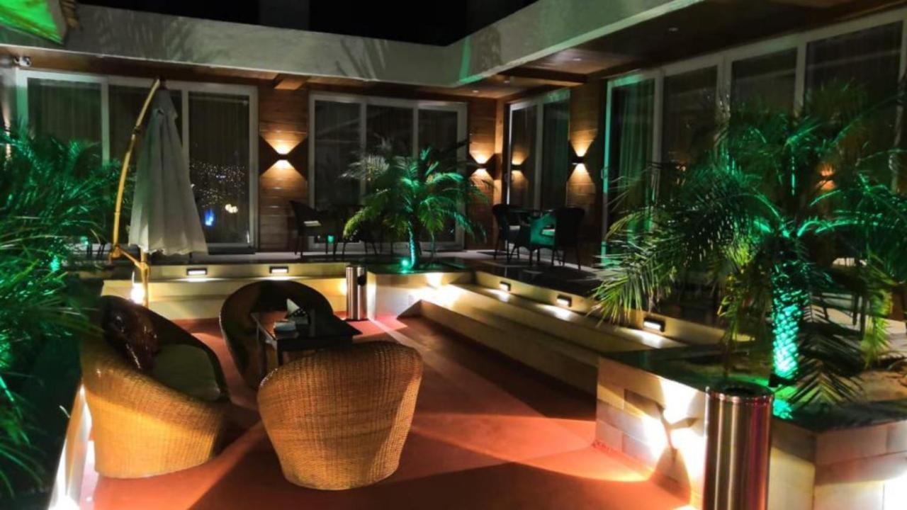 Shivers Oasis Luxury Boutique Resort Candolim Bagian luar foto